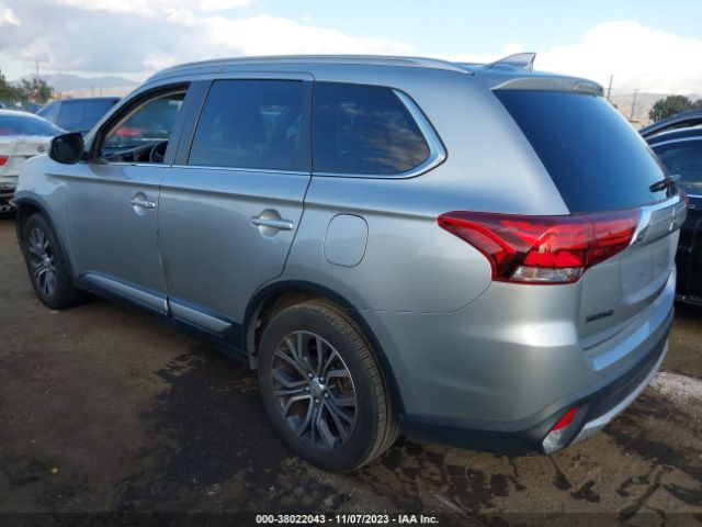 Photo 2 VIN: JA4AD3A31JZ046835 - MITSUBISHI OUTLANDER 