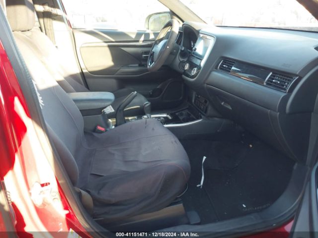 Photo 4 VIN: JA4AD3A31JZ064039 - MITSUBISHI OUTLANDER 