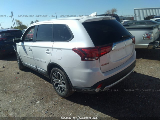 Photo 2 VIN: JA4AD3A31JZ068611 - MITSUBISHI OUTLANDER 