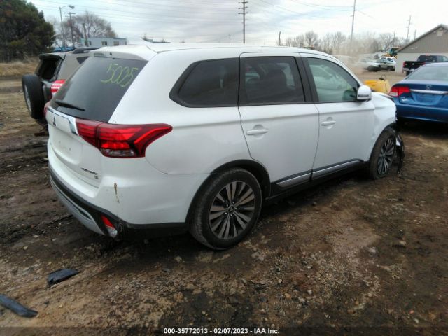 Photo 3 VIN: JA4AD3A31KZ006997 - MITSUBISHI OUTLANDER 