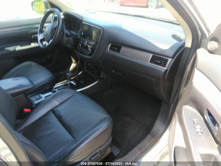 Photo 4 VIN: JA4AD3A31KZ018888 - MITSUBISHI OUTLANDER 