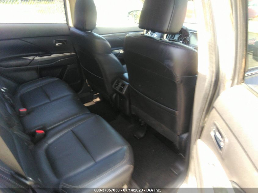 Photo 7 VIN: JA4AD3A31KZ018888 - MITSUBISHI OUTLANDER 