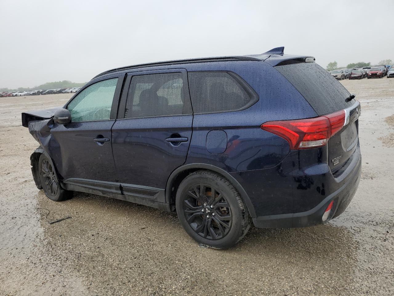 Photo 1 VIN: JA4AD3A31KZ029731 - MITSUBISHI OUTLANDER 