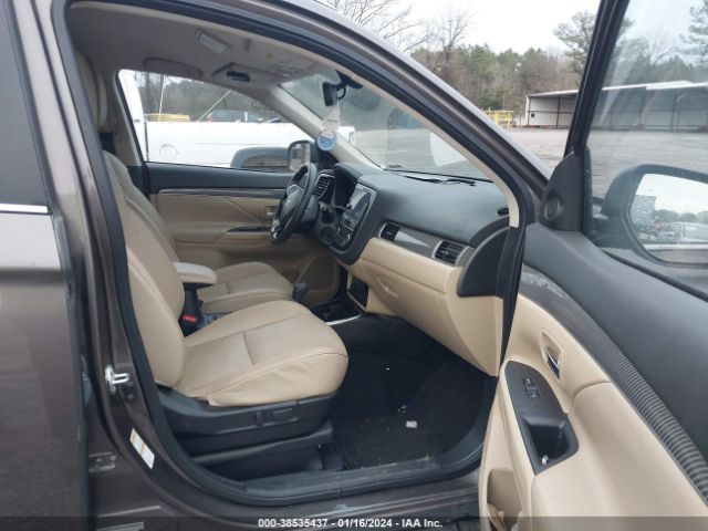 Photo 4 VIN: JA4AD3A31KZ034749 - MITSUBISHI OUTLANDER 