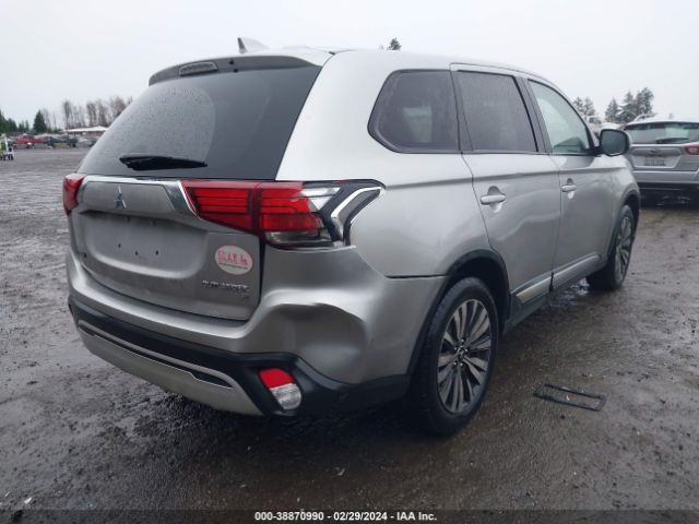 Photo 3 VIN: JA4AD3A31KZ042432 - MITSUBISHI OUTLANDER 