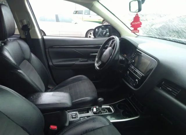 Photo 4 VIN: JA4AD3A31KZ043340 - MITSUBISHI OUTLANDER 