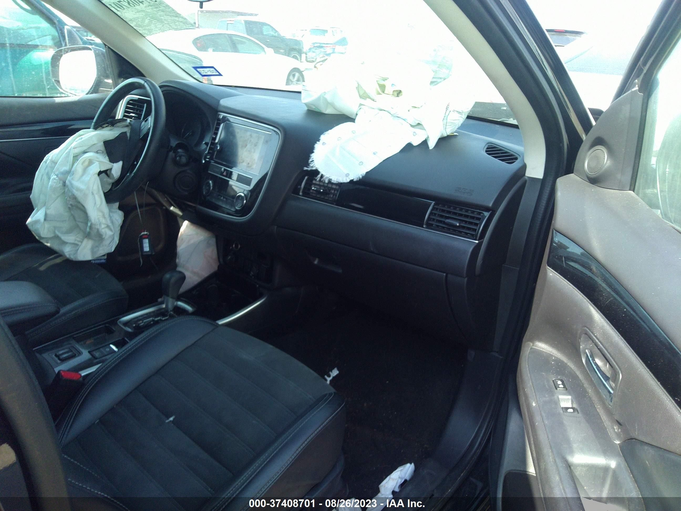 Photo 4 VIN: JA4AD3A31KZ045265 - MITSUBISHI OUTLANDER 