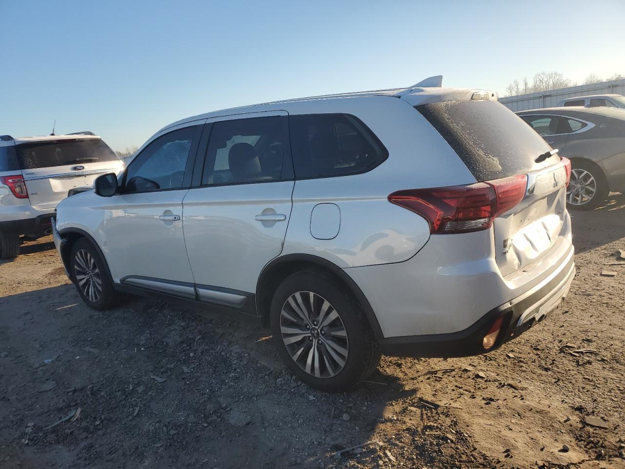 Photo 1 VIN: JA4AD3A31LZ043789 - MITSUBISHI OUTLANDER 