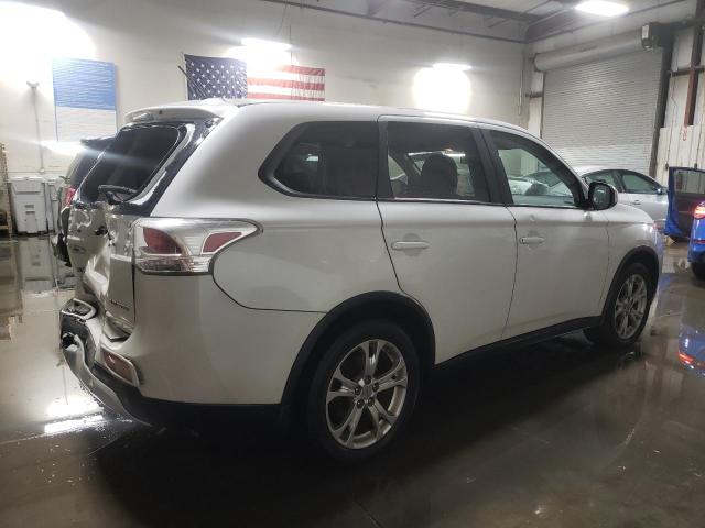 Photo 2 VIN: JA4AD3A32FZ008909 - MITSUBISHI OUTLANDER 