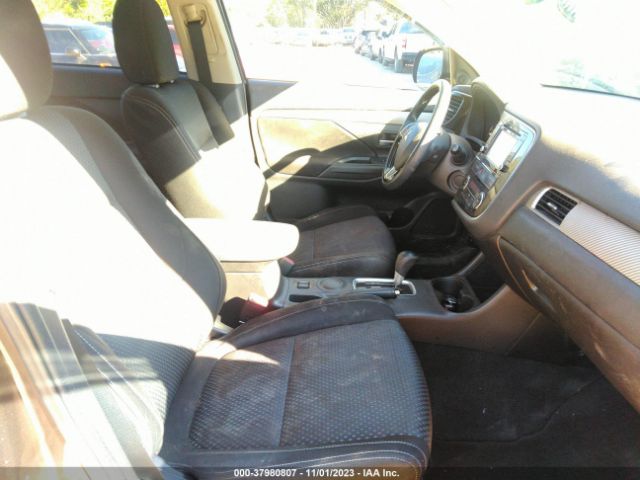 Photo 4 VIN: JA4AD3A32GZ003338 - MITSUBISHI OUTLANDER 