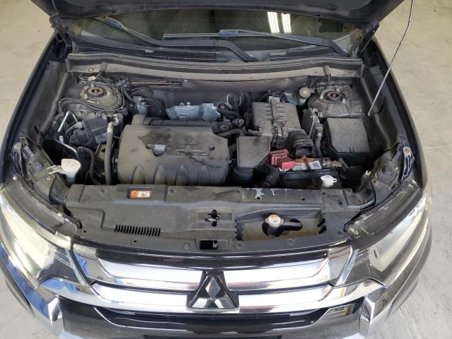 Photo 11 VIN: JA4AD3A32GZ004179 - MITSUBISHI OUTLANDER 