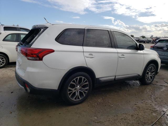 Photo 2 VIN: JA4AD3A32GZ008877 - MITSUBISHI OUTLANDER 