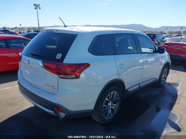 Photo 3 VIN: JA4AD3A32GZ009463 - MITSUBISHI OUTLANDER 