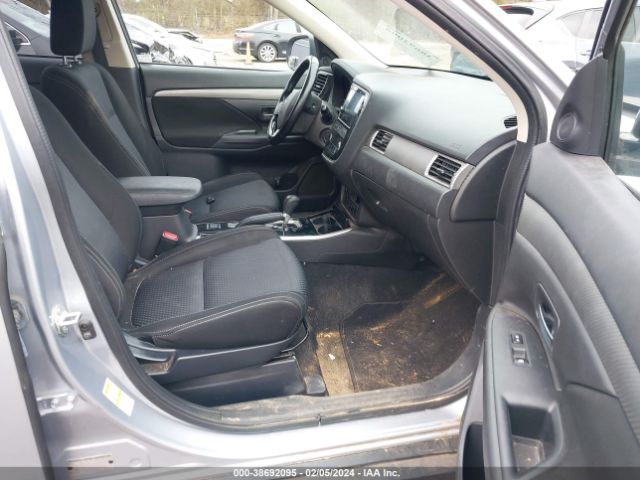 Photo 4 VIN: JA4AD3A32HZ001039 - MITSUBISHI OUTLANDER 