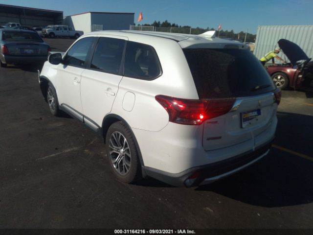 Photo 2 VIN: JA4AD3A32HZ024725 - MITSUBISHI OUTLANDER 