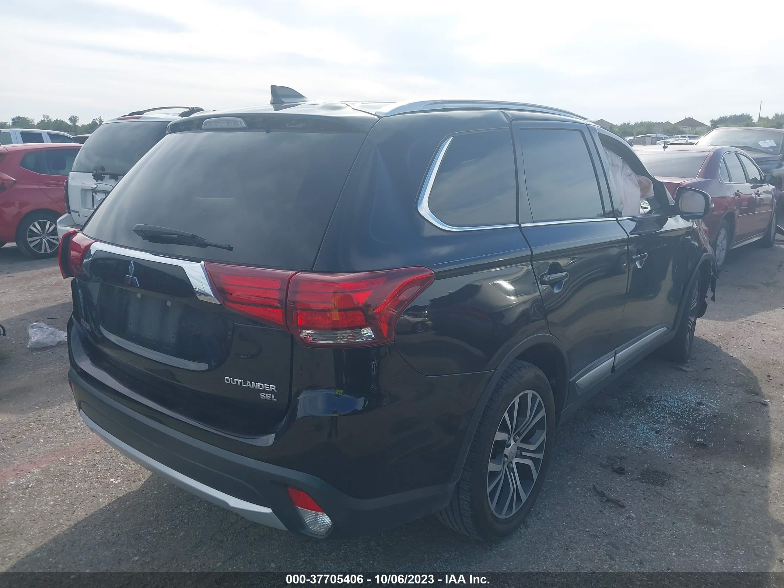 Photo 3 VIN: JA4AD3A32HZ064545 - MITSUBISHI OUTLANDER 