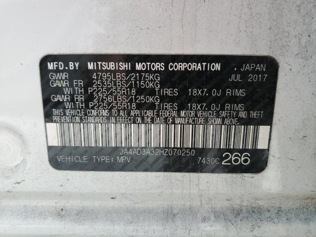 Photo 12 VIN: JA4AD3A32HZ070250 - MITSUBISHI OUTLANDER 