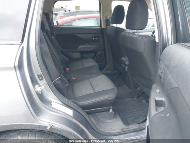 Photo 7 VIN: JA4AD3A32JJ003166 - MITSUBISHI OUTLANDER 