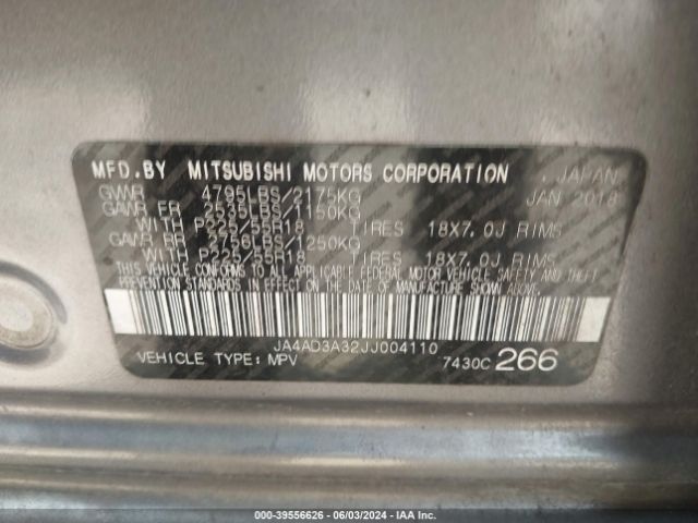 Photo 8 VIN: JA4AD3A32JJ004110 - MITSUBISHI OUTLANDER 