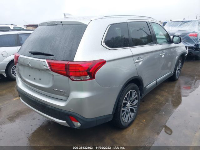 Photo 3 VIN: JA4AD3A32JJ005726 - MITSUBISHI OUTLANDER 