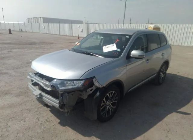 Photo 1 VIN: JA4AD3A32JR042745 - MITSUBISHI OUTLANDER 4D 2WD SE 