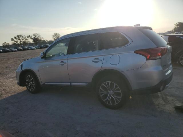 Photo 1 VIN: JA4AD3A32JZ015755 - MITSUBISHI OUTLANDER 