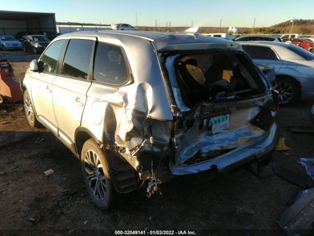 Photo 2 VIN: JA4AD3A32JZ016954 - MITSUBISHI OUTLANDER 