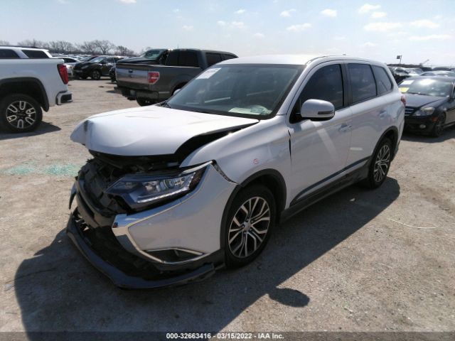 Photo 1 VIN: JA4AD3A32JZ028439 - MITSUBISHI OUTLANDER 