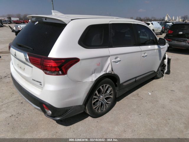 Photo 3 VIN: JA4AD3A32JZ028439 - MITSUBISHI OUTLANDER 