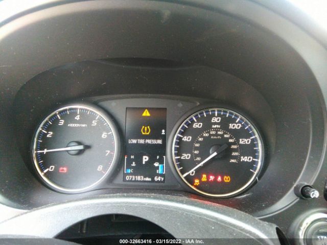 Photo 6 VIN: JA4AD3A32JZ028439 - MITSUBISHI OUTLANDER 