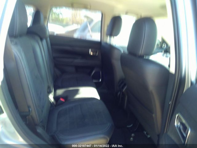 Photo 7 VIN: JA4AD3A32KZ054931 - MITSUBISHI OUTLANDER 