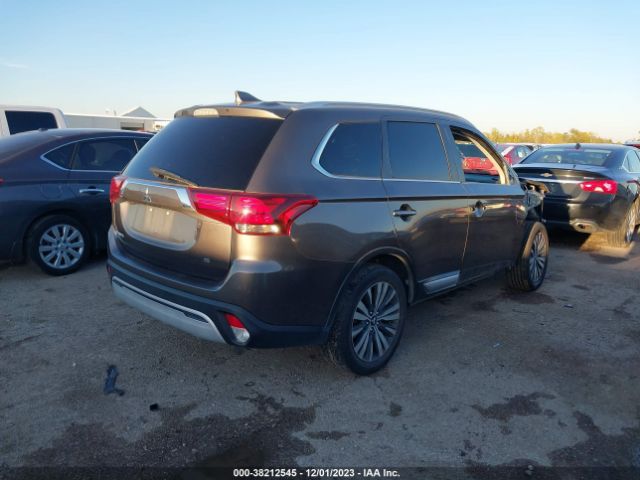 Photo 3 VIN: JA4AD3A32LZ003947 - MITSUBISHI OUTLANDER 