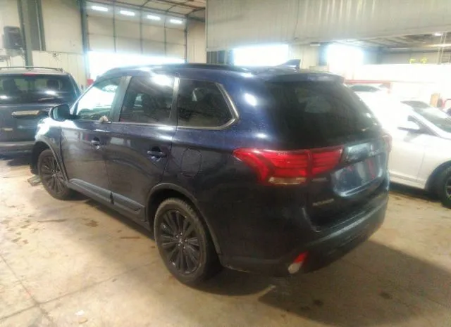 Photo 2 VIN: JA4AD3A32LZ036074 - MITSUBISHI OUTLANDER 