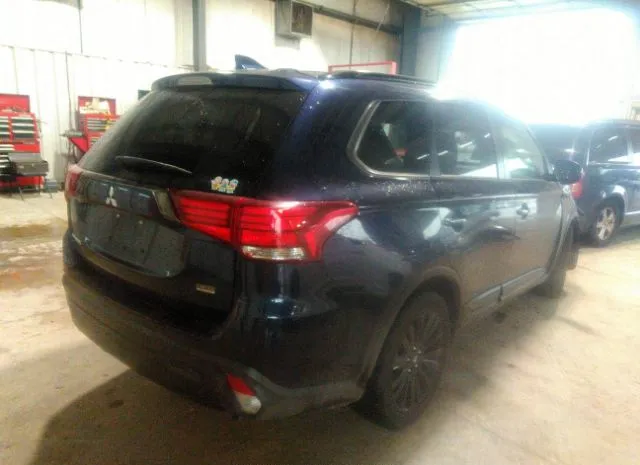 Photo 3 VIN: JA4AD3A32LZ036074 - MITSUBISHI OUTLANDER 