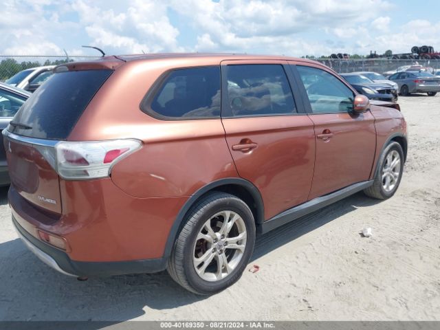 Photo 3 VIN: JA4AD3A33FZ010376 - MITSUBISHI OUTLANDER 