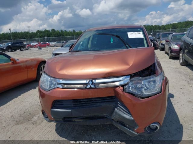 Photo 5 VIN: JA4AD3A33FZ010376 - MITSUBISHI OUTLANDER 