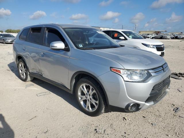 Photo 3 VIN: JA4AD3A33FZ010524 - MITSUBISHI OUTLANDER 