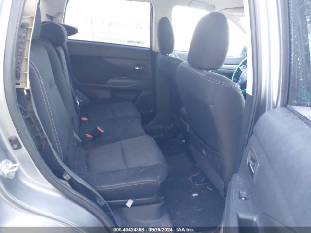 Photo 7 VIN: JA4AD3A33GZ007530 - MITSUBISHI OUTLANDER 