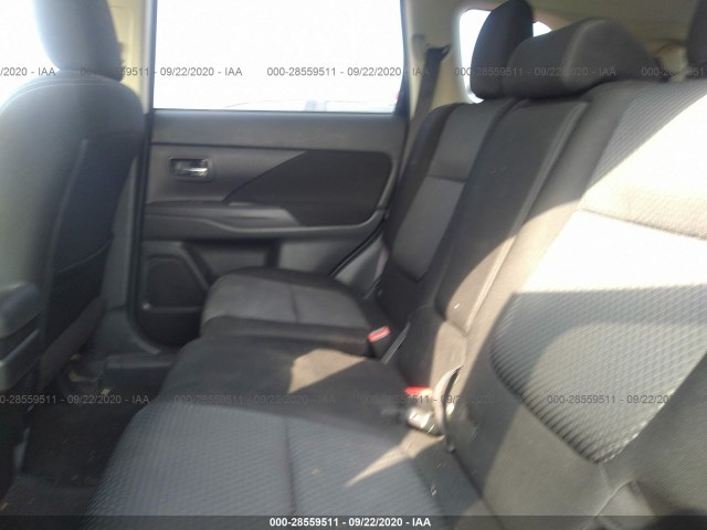 Photo 7 VIN: JA4AD3A33GZ014123 - MITSUBISHI OUTLANDER 