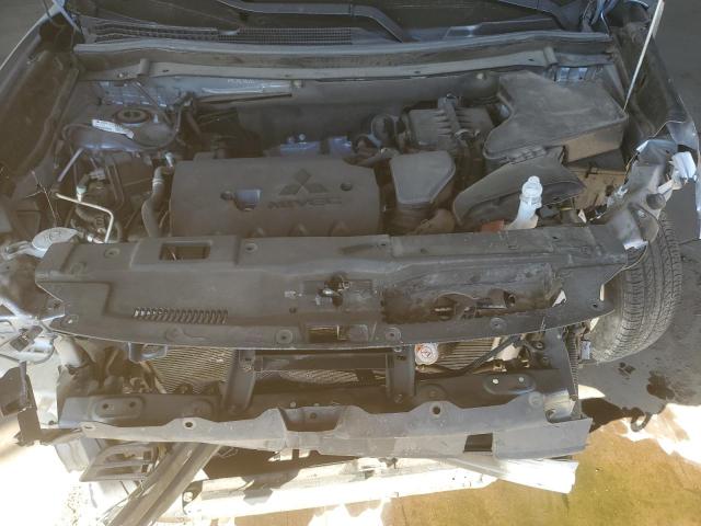 Photo 11 VIN: JA4AD3A33GZ035652 - MITSUBISHI OUTLANDER 
