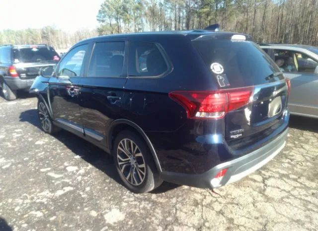 Photo 2 VIN: JA4AD3A33JZ001329 - MITSUBISHI OUTLANDER 