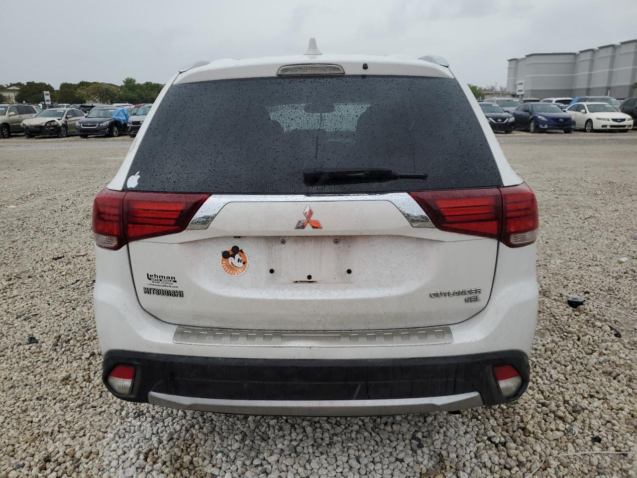 Photo 5 VIN: JA4AD3A33JZ012458 - MITSUBISHI OUTLANDER 