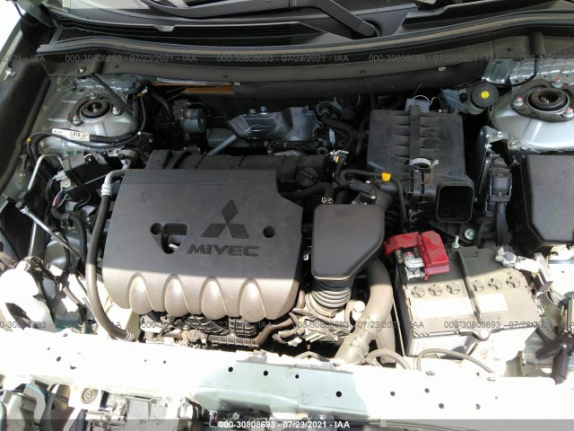 Photo 9 VIN: JA4AD3A33LZ008235 - MITSUBISHI OUTLANDER 