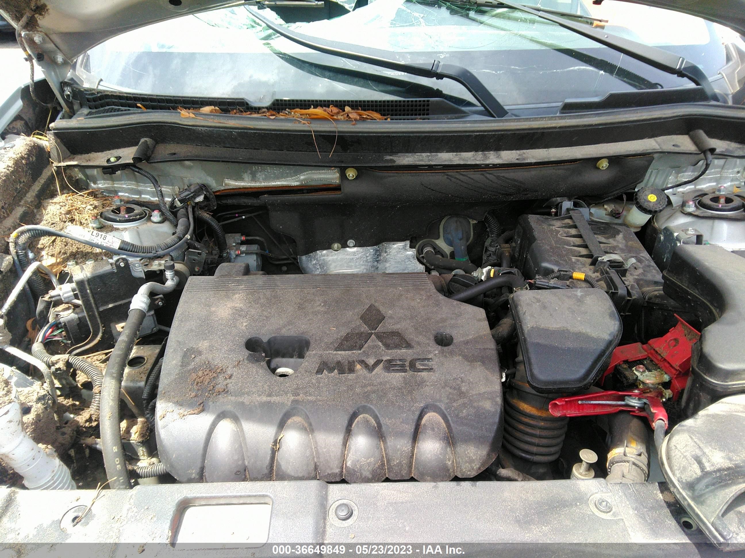 Photo 9 VIN: JA4AD3A33LZ020904 - MITSUBISHI OUTLANDER 