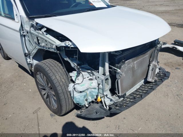 Photo 5 VIN: JA4AD3A33LZ040585 - MITSUBISHI OUTLANDER 