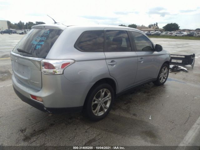 Photo 3 VIN: JA4AD3A34EZ009865 - MITSUBISHI OUTLANDER 