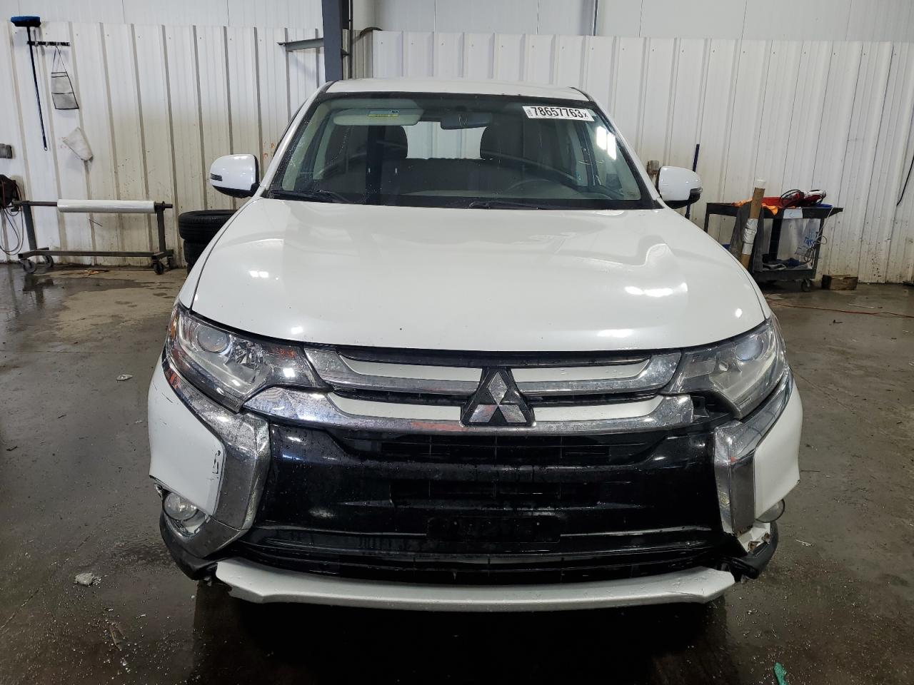 Photo 4 VIN: JA4AD3A34GZ010677 - MITSUBISHI OUTLANDER 