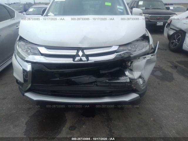 Photo 5 VIN: JA4AD3A34GZ011165 - MITSUBISHI OUTLANDER 