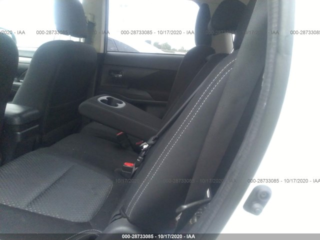 Photo 7 VIN: JA4AD3A34GZ011165 - MITSUBISHI OUTLANDER 