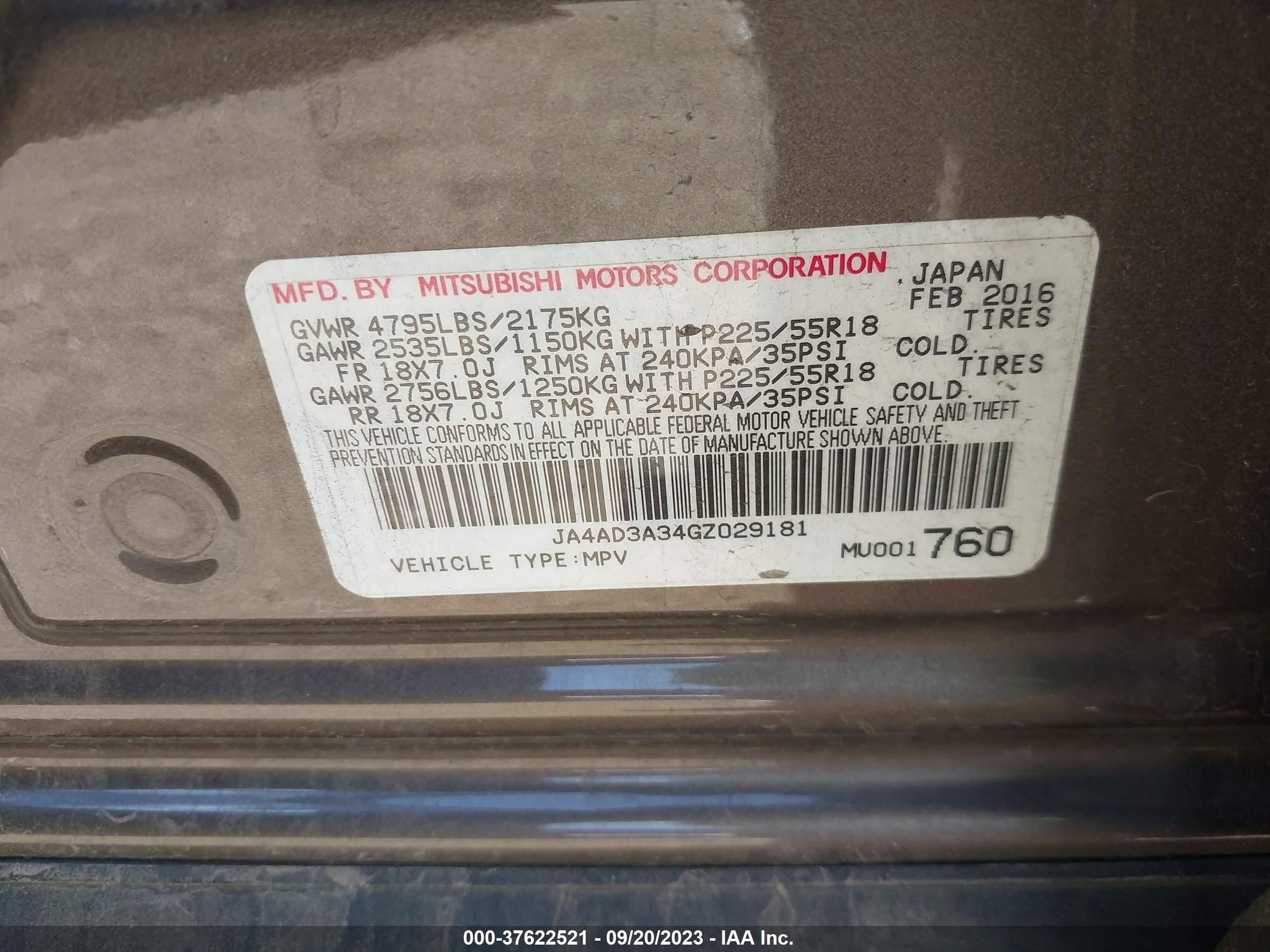 Photo 8 VIN: JA4AD3A34GZ029181 - MITSUBISHI OUTLANDER 